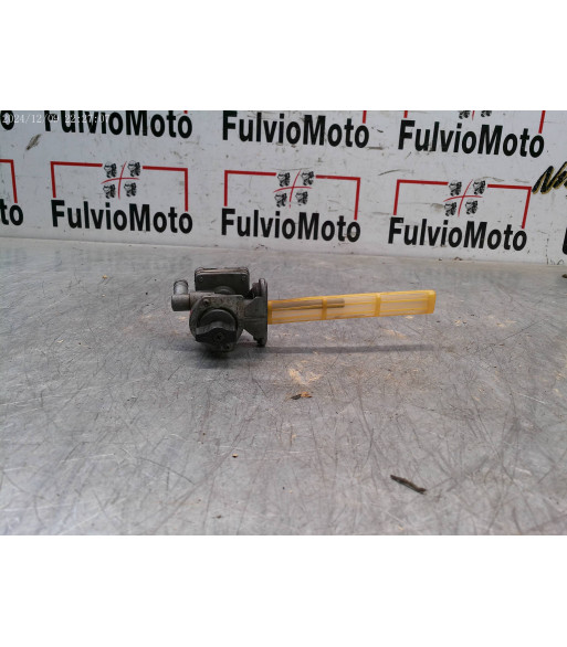 Robinet essence Central YAMAHA XJR 1300 - 2005 Robinet essence Central YAMAHA XJR 1300 - 2005