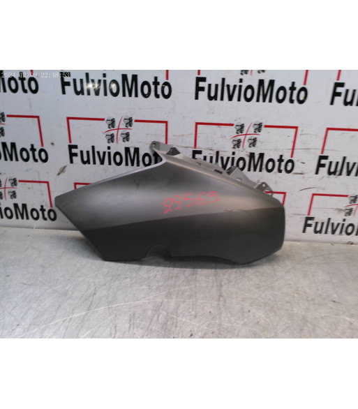 Flanc de carénage Droit YAMAHA X-MAX 125 - 2021
