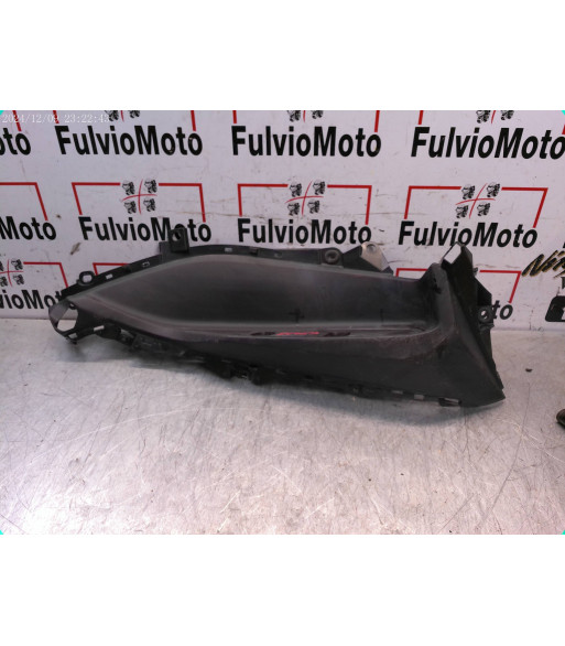 Marche-pied Droit YAMAHA X-MAX 125 - 2021