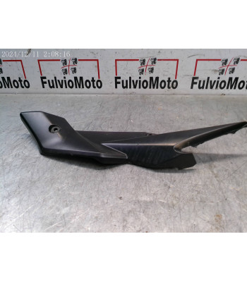 Flanc de selle Gauche SUZUKI GSR 750 - 2011