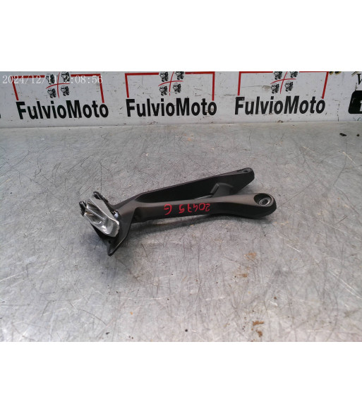 Platine repose pied Arrière Gauche SUZUKI GSR 750 - 2011