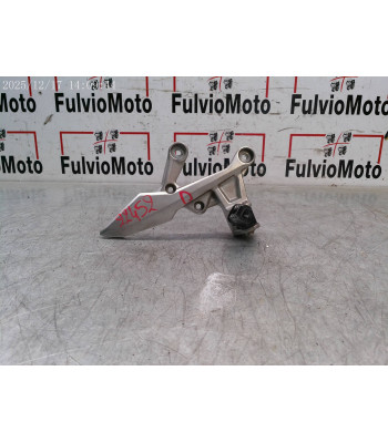 Platine repose pied Avant Droit HONDA HORNET 750 - 2023