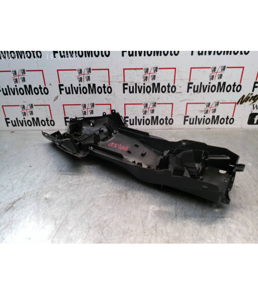 Passage de roue HONDA HORNET 750 - 2023