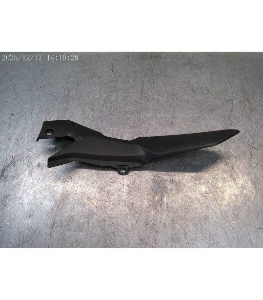 Flanc de reservoir Droit HONDA HORNET 750 - 2023