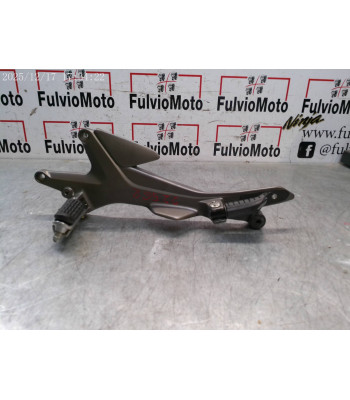 Platine repose pied Gauche HONDA CB 1000 - 2012