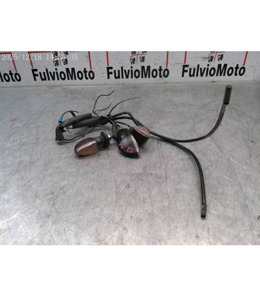 Clignotant SUZUKI MARAUDER 125 - 1999 Clignotant SUZUKI MARAUDER 125 - 1999