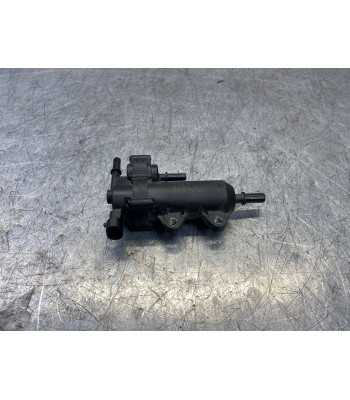 Pompe à essence PEUGEOT...