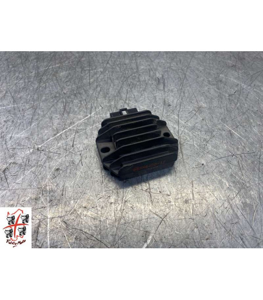 Régulateur YAMAHA VITY 125 - 2009