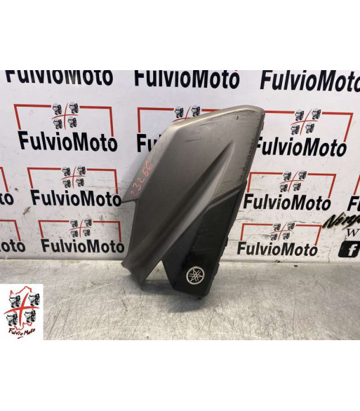Flanc de carénage Gauche YAMAHA n-max 125 - 2020