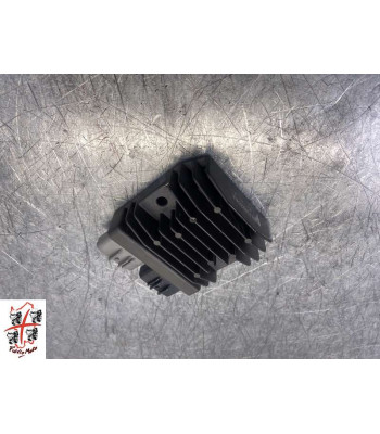 Régulateur TRIUMPH STREET TRIPLE 660 - 2019