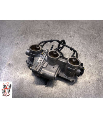 Rampe d'injection TRIUMPH STREET TRIPLE 660 - 2019