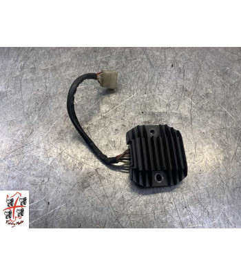 Régulateur YAMAHA FAZER 600 - 2001