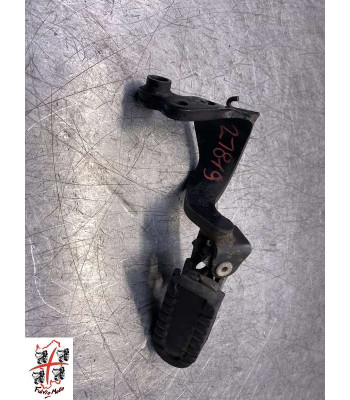 Platine repose pied Avant Droit YAMAHA SUPER TENERE 750 - 1989