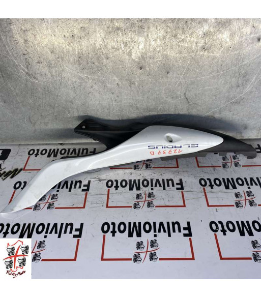 Flanc de selle Droit SUZUKI GLADIUS 650 - 2011