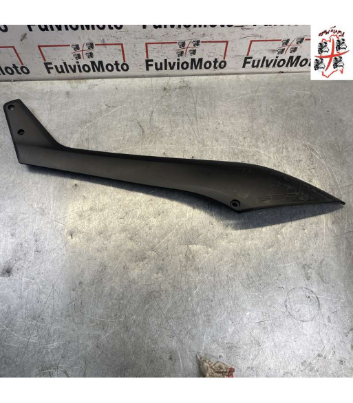 Flanc de selle Gauche YAMAHA T-MAX 560 - 2021