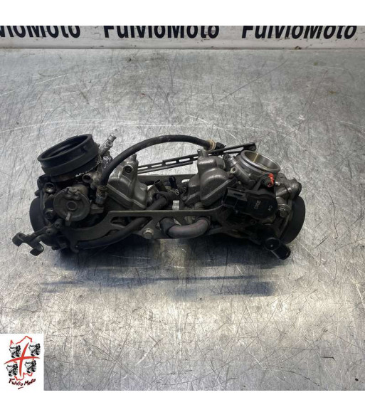Rampe de carburateurs HONDA VARADERO 1000 - 2001