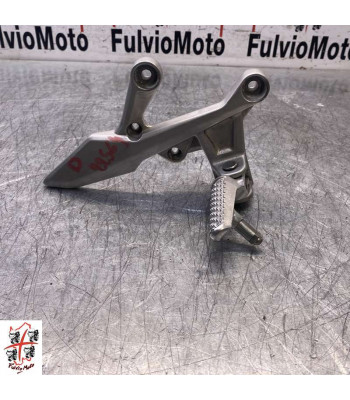 Platine repose pied Avant Droit HONDA HORNET 750 - 2024