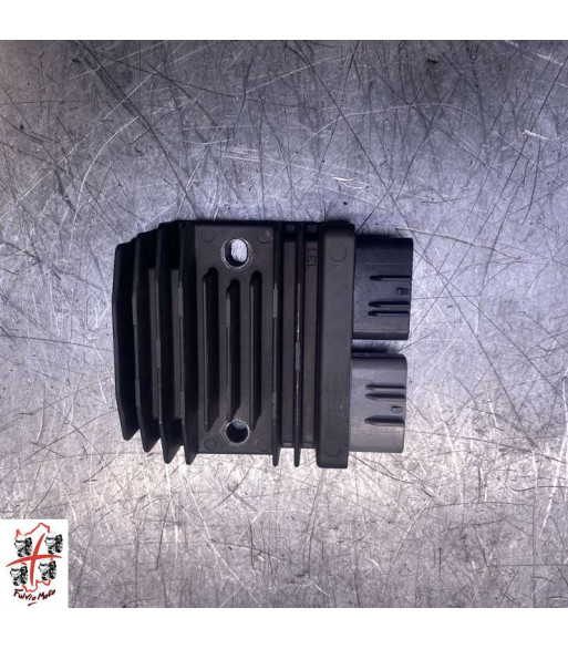 Régulateur HONDA HORNET 750 - 2024