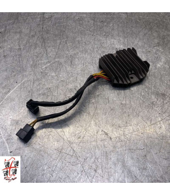 Régulateur TRIUMPH SPRINT RS 955 - 2005