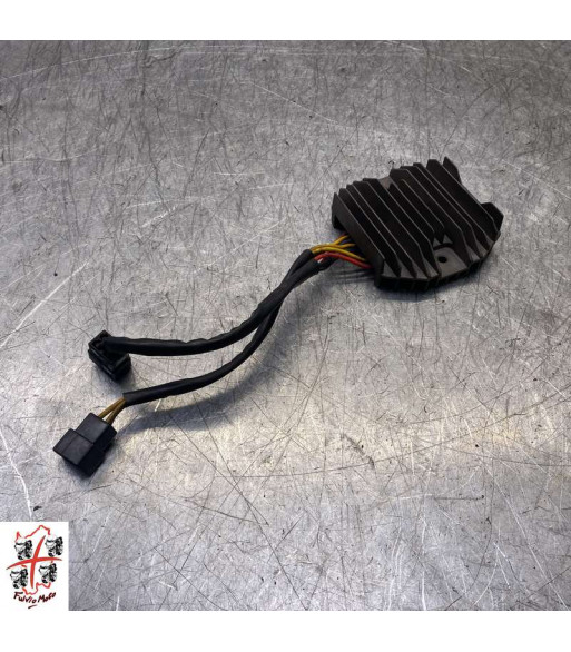 Régulateur TRIUMPH SPRINT RS 955 - 2005