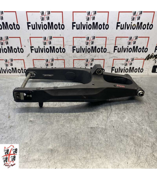 Bras oscillant YAMAHA TENERE 690 - 2024