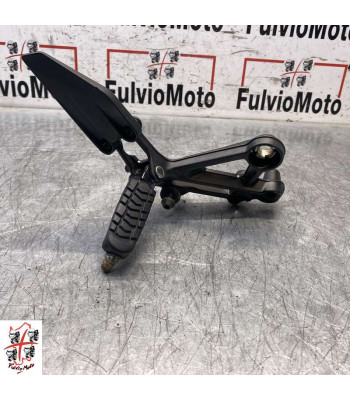 Platine repose pied Arrière Droit KTM DUKE 390 - 2017