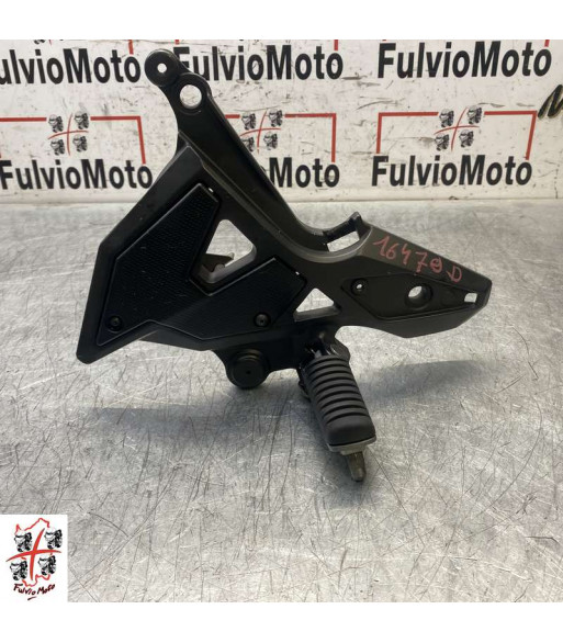 Platine repose pied Avant Droit KAWASAKI VERSYS 650 - 2016
