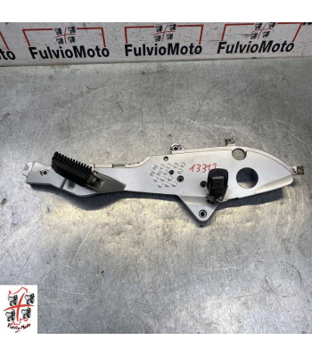 Platine repose pied Droit BMW R1150RT - 2001