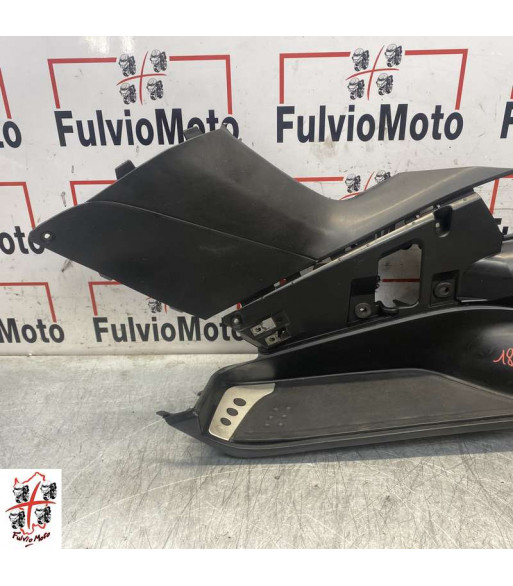 Marche-pied Gauche YAMAHA T-MAX - 2008-2011 Marche-pied Gauche YAMAHA T-MAX - 2008-2011