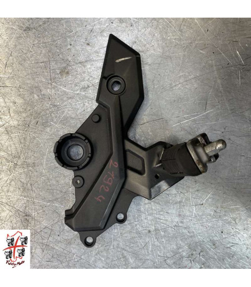 Platine repose pied Droit KAWASAKI Z650RS - 2023