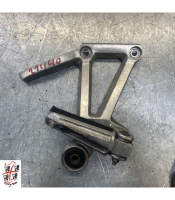 Platine repose pied Arrière Droit YAMAHA FAZER 600 - 2000