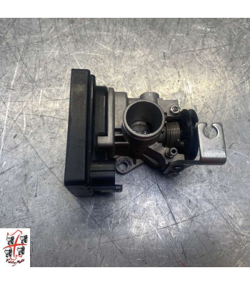 Corps injection PEUGEOT KISBEE 50 - 2023