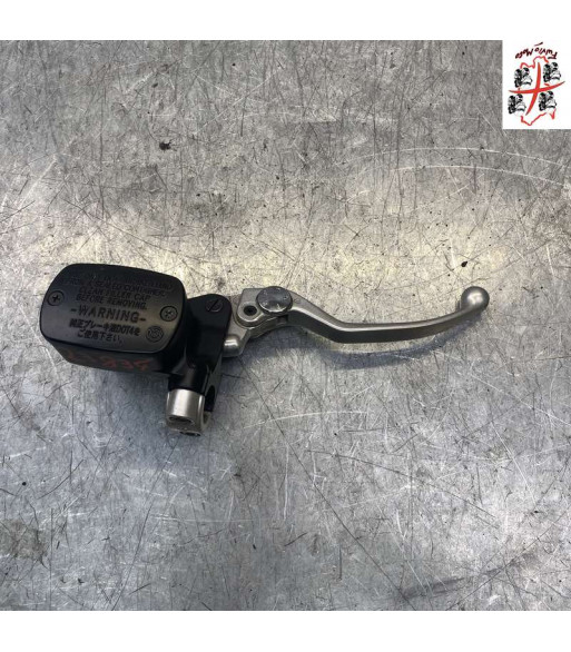 Maître-cylindre de frein Avant YAMAHA T-MAX 530 - 2015 Maître-cylindre de frein Avant YAMAHA T-MAX 530 - 2015