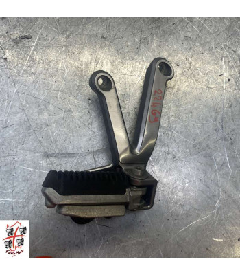 Platine repose pied Arrière Gauche SUZUKI BANDIT 1200 - 2005