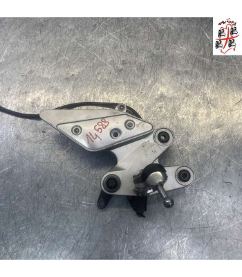Platine repose pied Avant Droit YAMAHA FAZER 600 - 2008