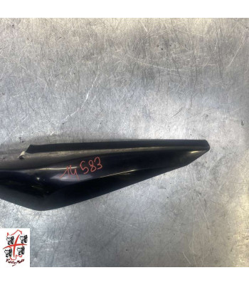 Flanc de selle Droit YAMAHA FAZER 600 - 2008