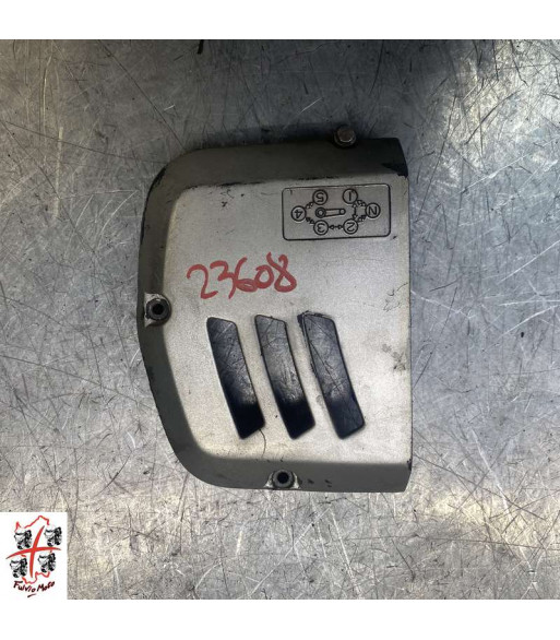 Carter pignon de boite SUZUKI GN 125 - 1996