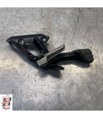 Platine repose pied Arrière Gauche KAWASAKI GTR 1400 - 2009