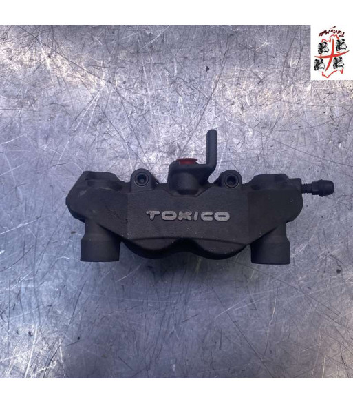 Etrier de frein Avant Gauche SUZUKI GSXR 750 - 2009 Etrier de frein Avant Gauche SUZUKI GSXR 750 - 2009