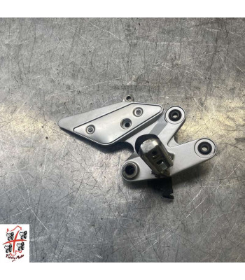 Platine repose pied Avant Droit YAMAHA FAZER 600 - 2004