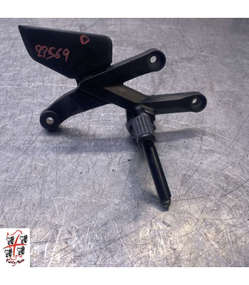 Platine repose pied Avant Droit HONDA CB 1000 R - 2024