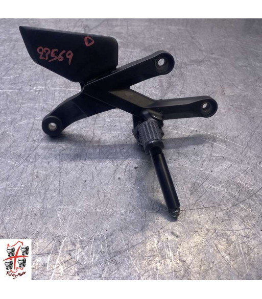 Platine repose pied Avant Droit HONDA CB 1000 R - 2024 Platine repose pied Avant Droit HONDA CB 1000 R - 2024