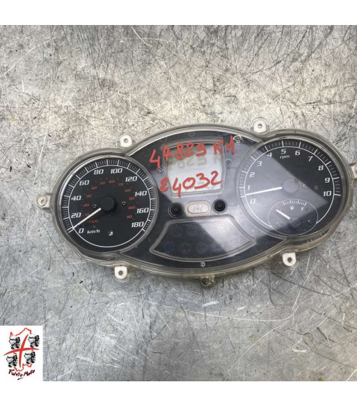 Compteur PIAGGIO MP3 400 - 2010