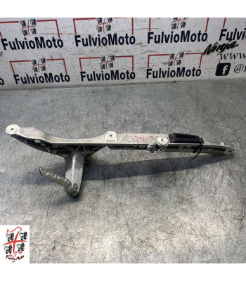 Platine repose pied Droit YAMAHA T-MAX 560 - 2020