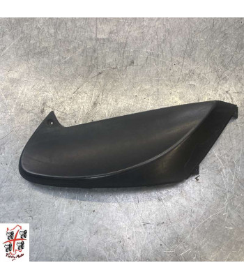 Couvercle central Inférieur Gauche PIAGGIO FLY 125 - 2009