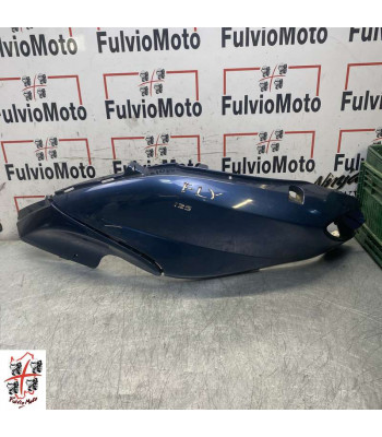 Flanc de selle Gauche PIAGGIO FLY 125 - 2009