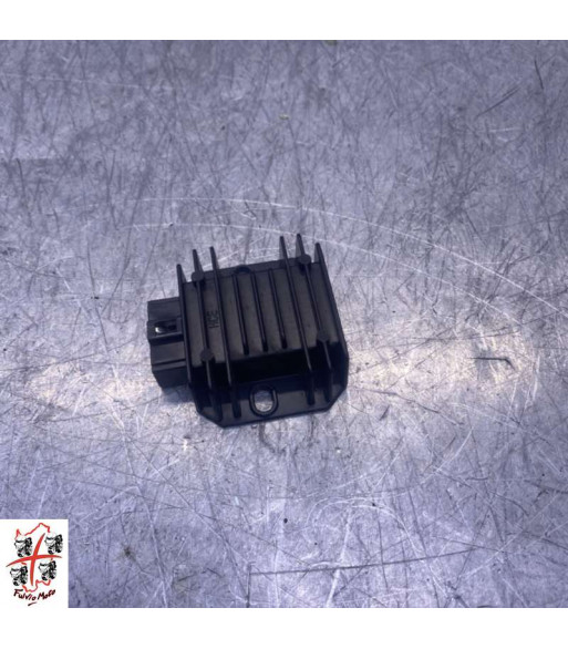 Régulateur Avant YAMAHA n-max 125 - 2015 Régulateur Avant YAMAHA n-max 125 - 2015