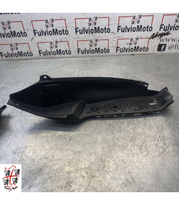 Marche-pied Droit PIAGGIO MP3 300 - 2011