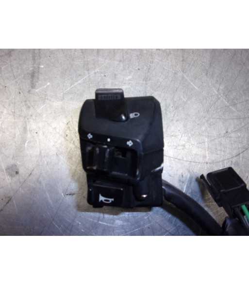Cache Cadre Avant Rouge Gauche Pour Kymco Zing 125 (années 1997 à 2003) - Référence 81103-kec2-8000 (ou 61103-kec2-9000) - Pièce D'occasion En Bon état