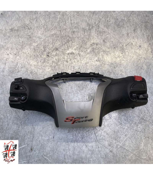 Couvre guidon Inférieur PIAGGIO BEVERLY 350 - 2016 Couvre guidon Inférieur PIAGGIO BEVERLY 350 - 2016